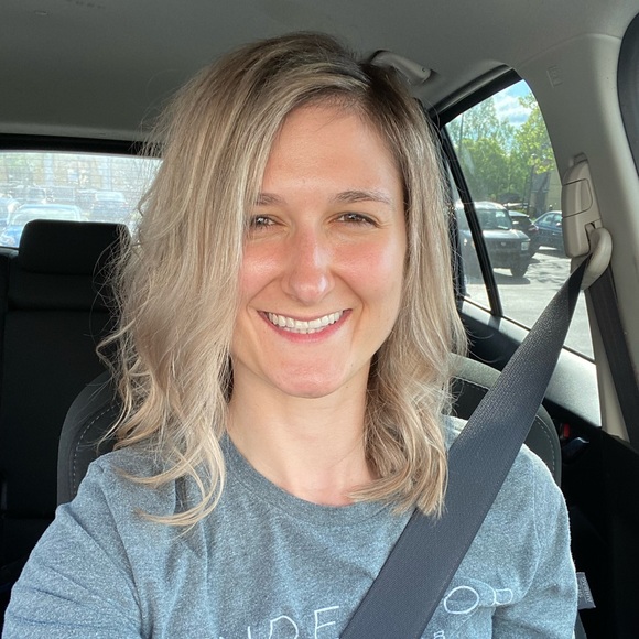 Meet your Posher, Anna - Picture 1 of 1